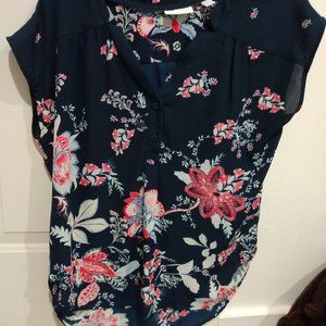 New York and Company blouse, very cute and like new!